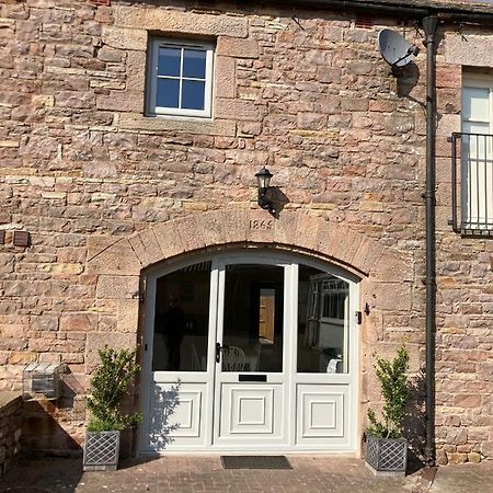 Westwood Barn Holiday Let Brough Sowerby Zewnętrze zdjęcie