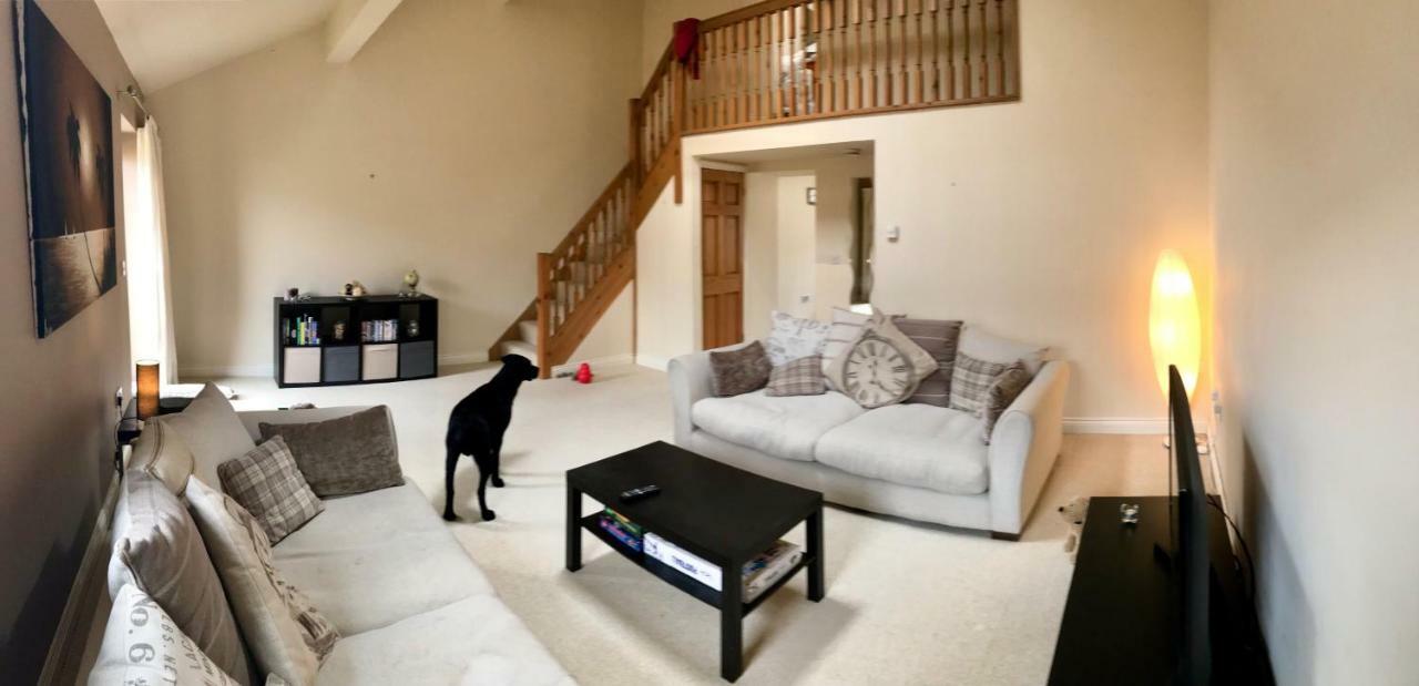 Westwood Barn Holiday Let Brough Sowerby Zewnętrze zdjęcie